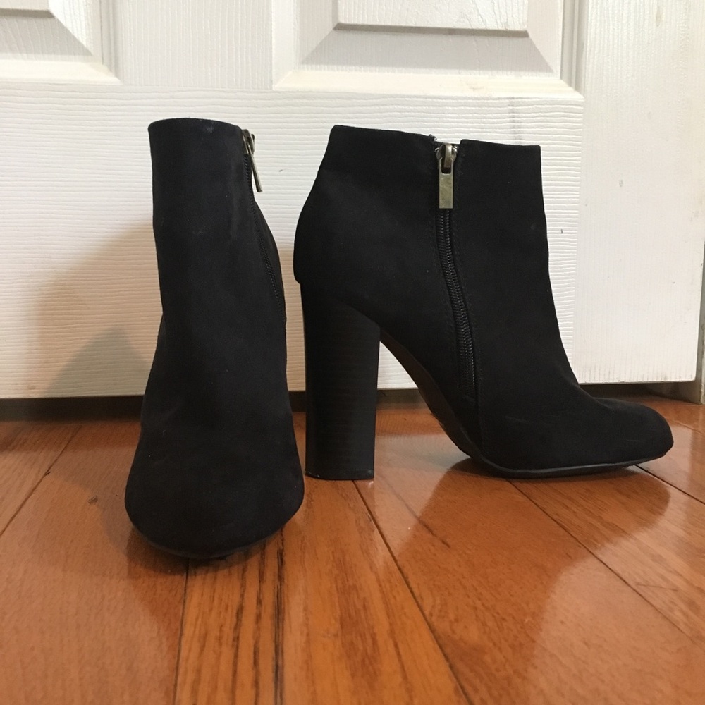 Black heeled booties